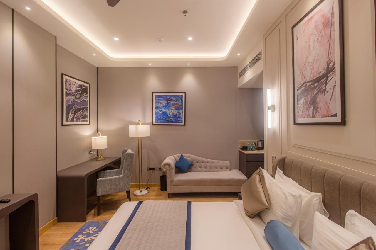 The Cove Wing Hotel Panchkula Exterior foto