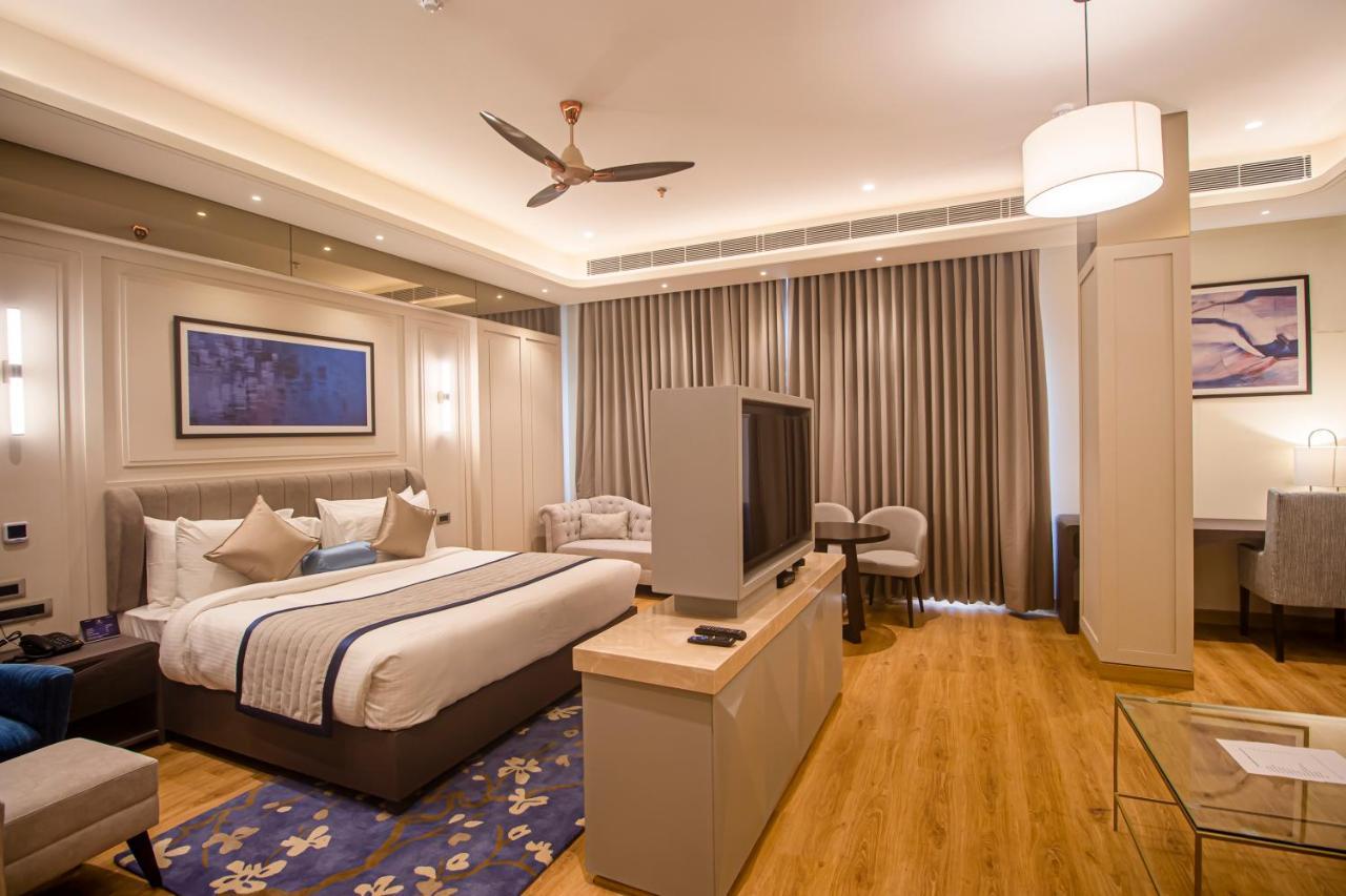 The Cove Wing Hotel Panchkula Exterior foto