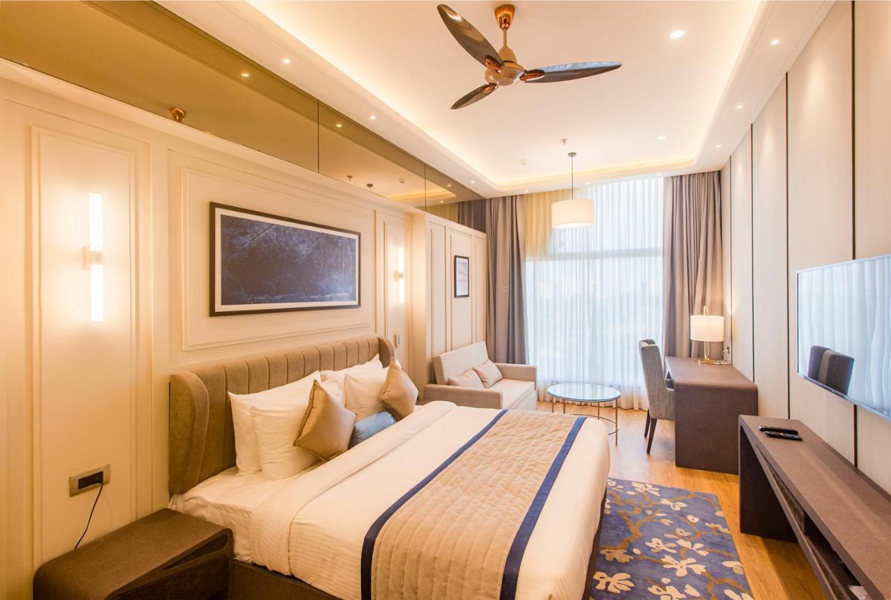 The Cove Wing Hotel Panchkula Exterior foto